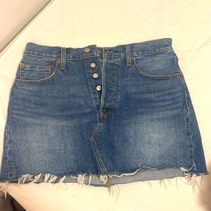 Levi’s Jean Mini Skirt Ladies Size 29